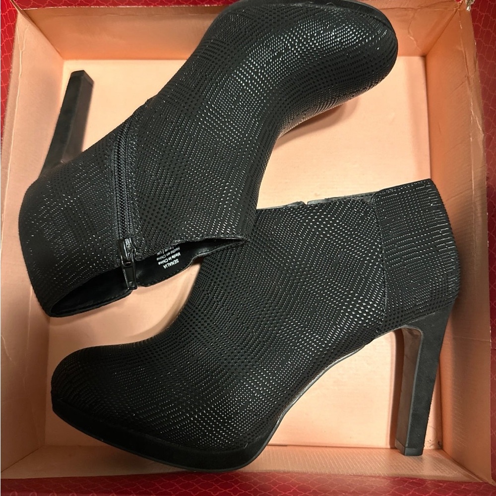 Kelly and Katie heeled boots